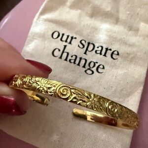 Our Spare Change Gold Floral Bracelet